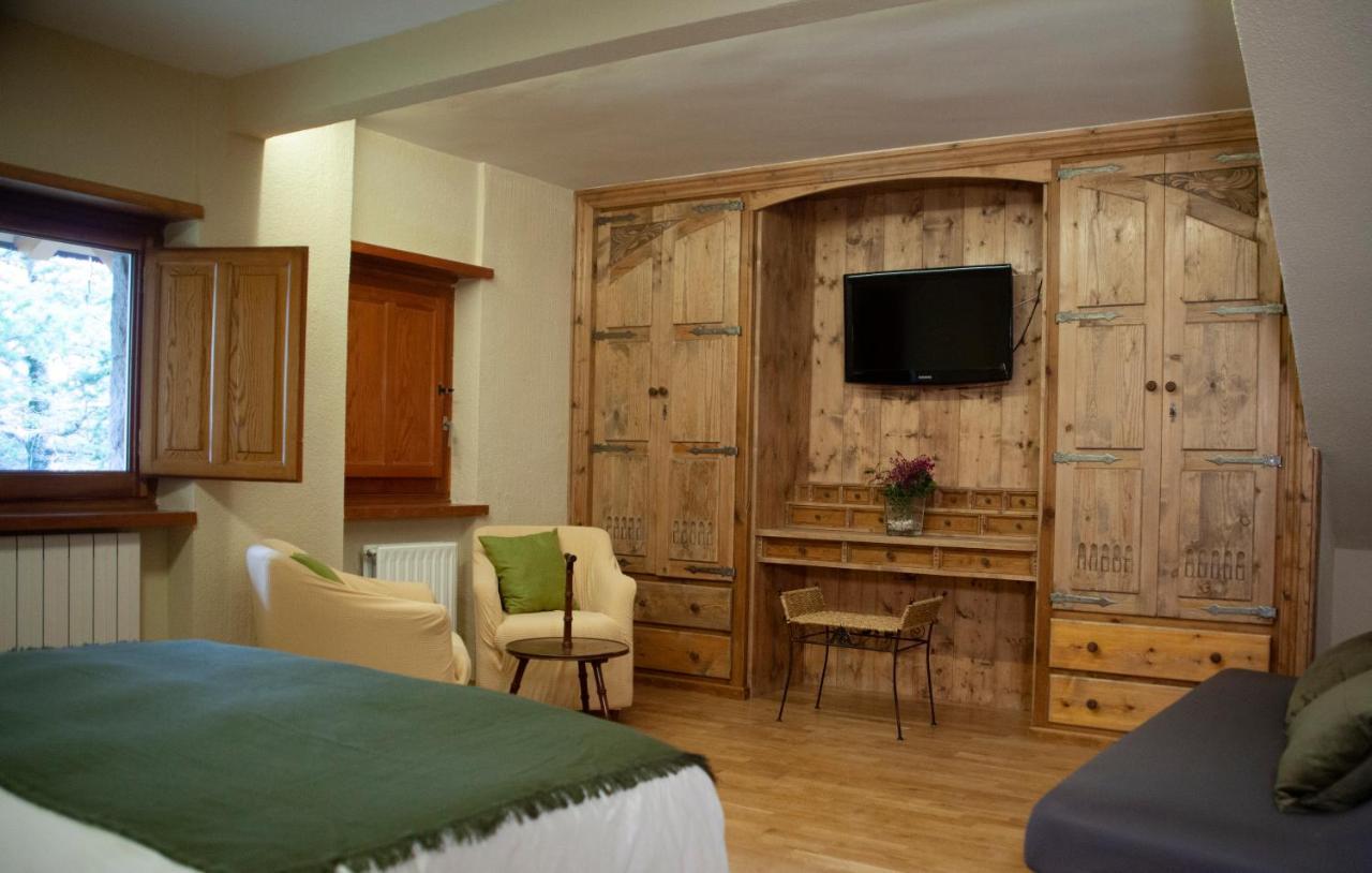 Hotel Vallibierna Benasque Buitenkant foto