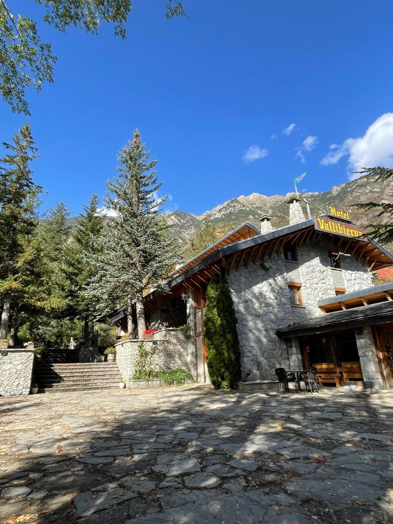 Hotel Vallibierna Benasque Buitenkant foto